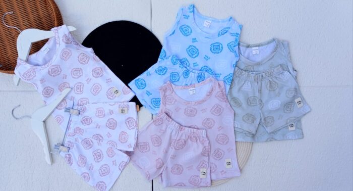 5 CONJUNTOS BEBE LION MUSCULOSA - Imagen 1