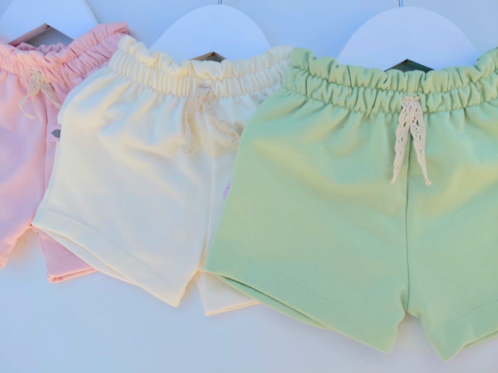 WhatsApp Image 2026-09-15 at 09.43.469 5 SHORTS RUSTICOS DE BEBA BELEN - Imagen 1